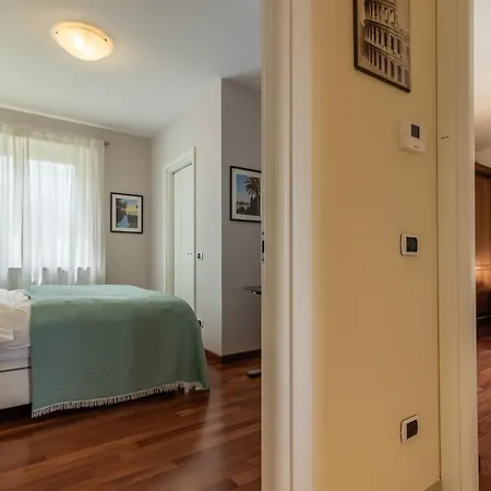Penthouse Paradiso With Private Pool Apartment Lerici