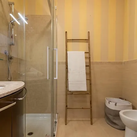 Penthouse Paradiso With Private Pool - Mytouristhome Appartamento